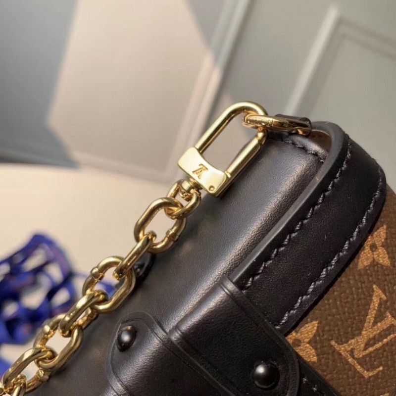 Pochette Trunk Verticale Monogram Canvas M63913