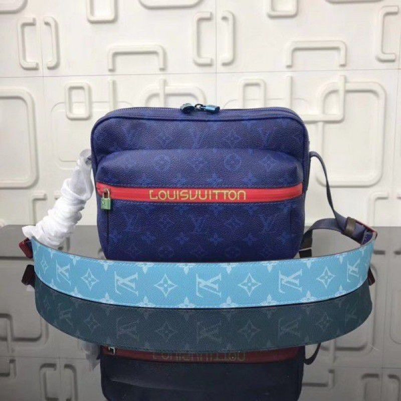 Messenger PM Monogram Pacific M43829